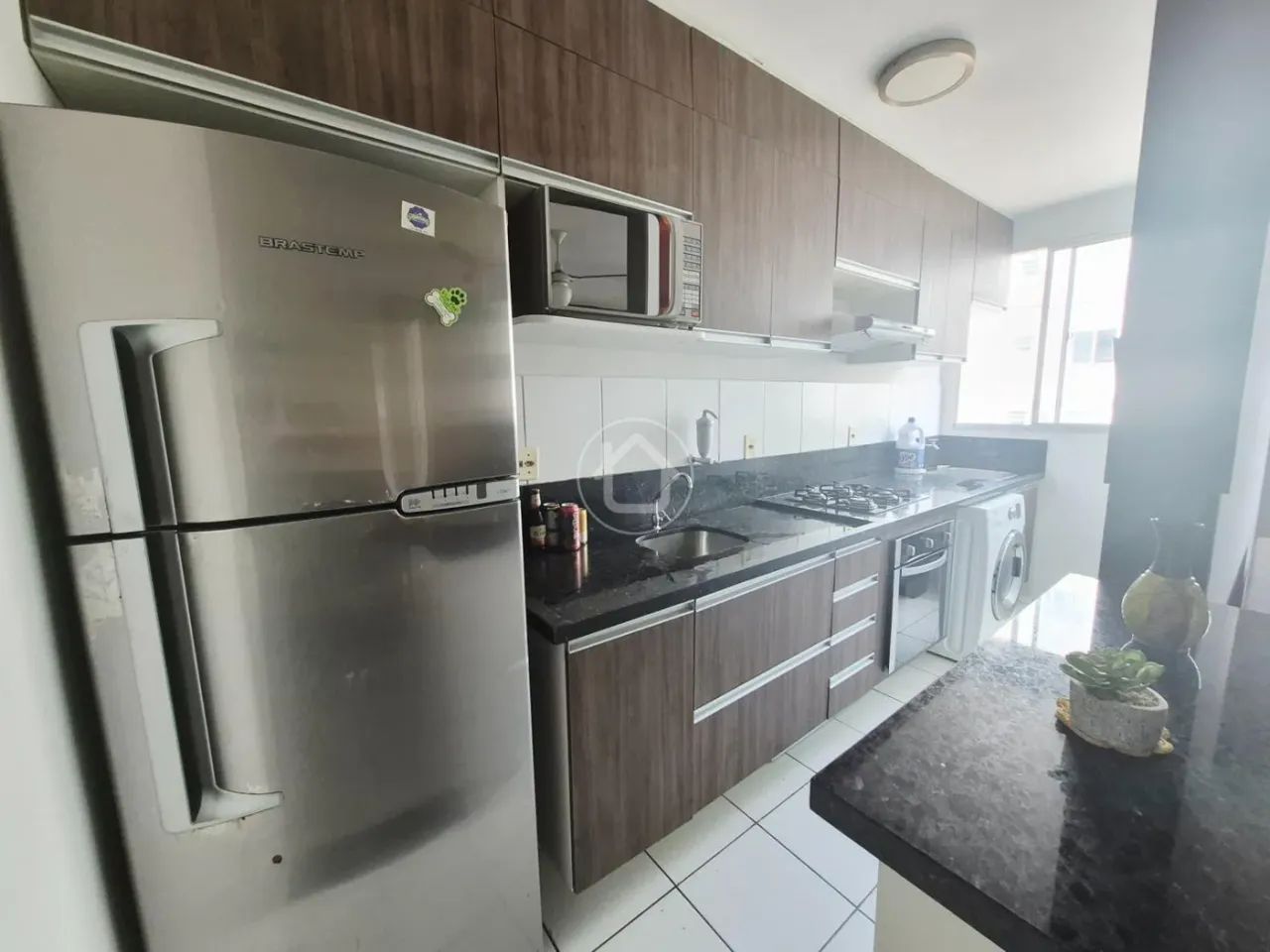 APARTAMENTO MOBILIADO