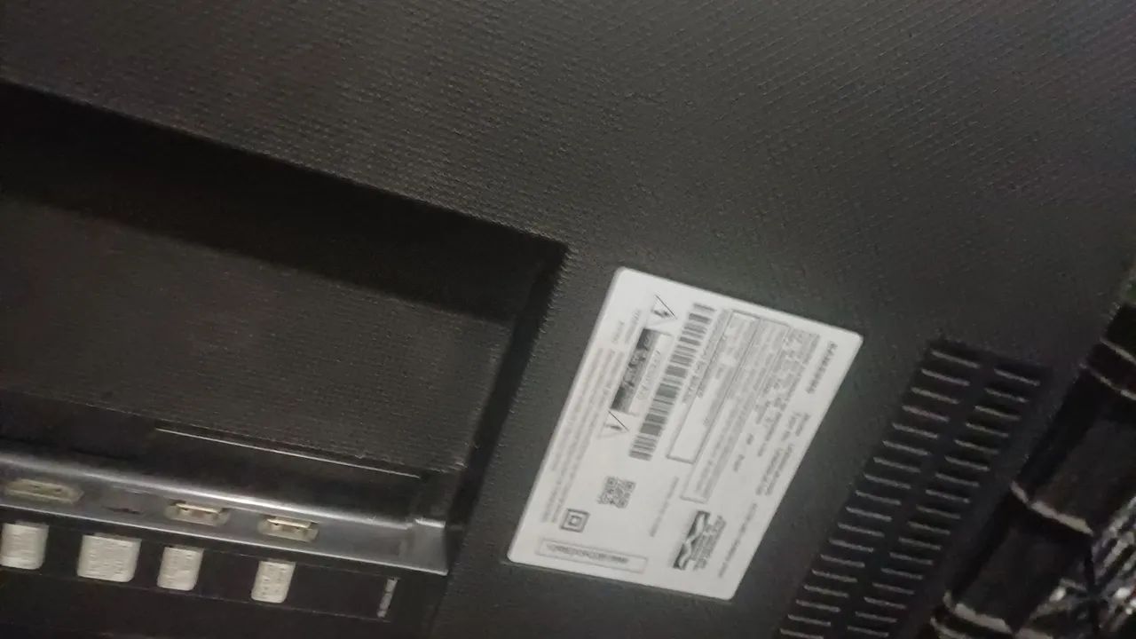 2 televisão  guebrada Samsung 