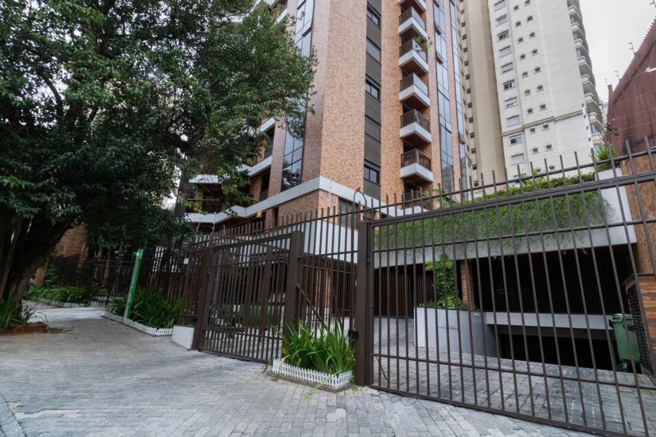 Apartamento para venda em Perdizes com 4 quartos, sendo 4 suítes, 223m² - Foto 2