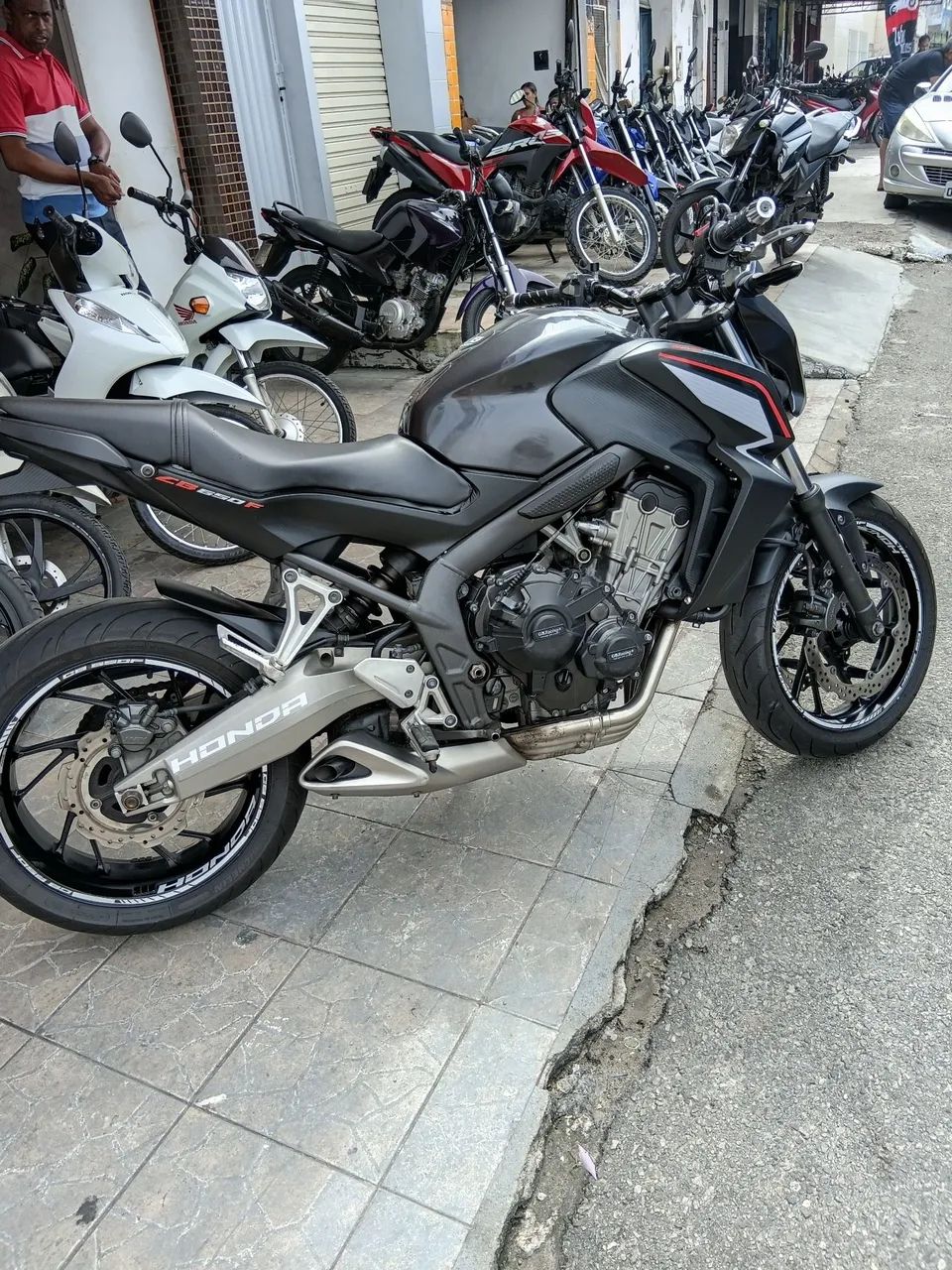 Cb 650f 2015