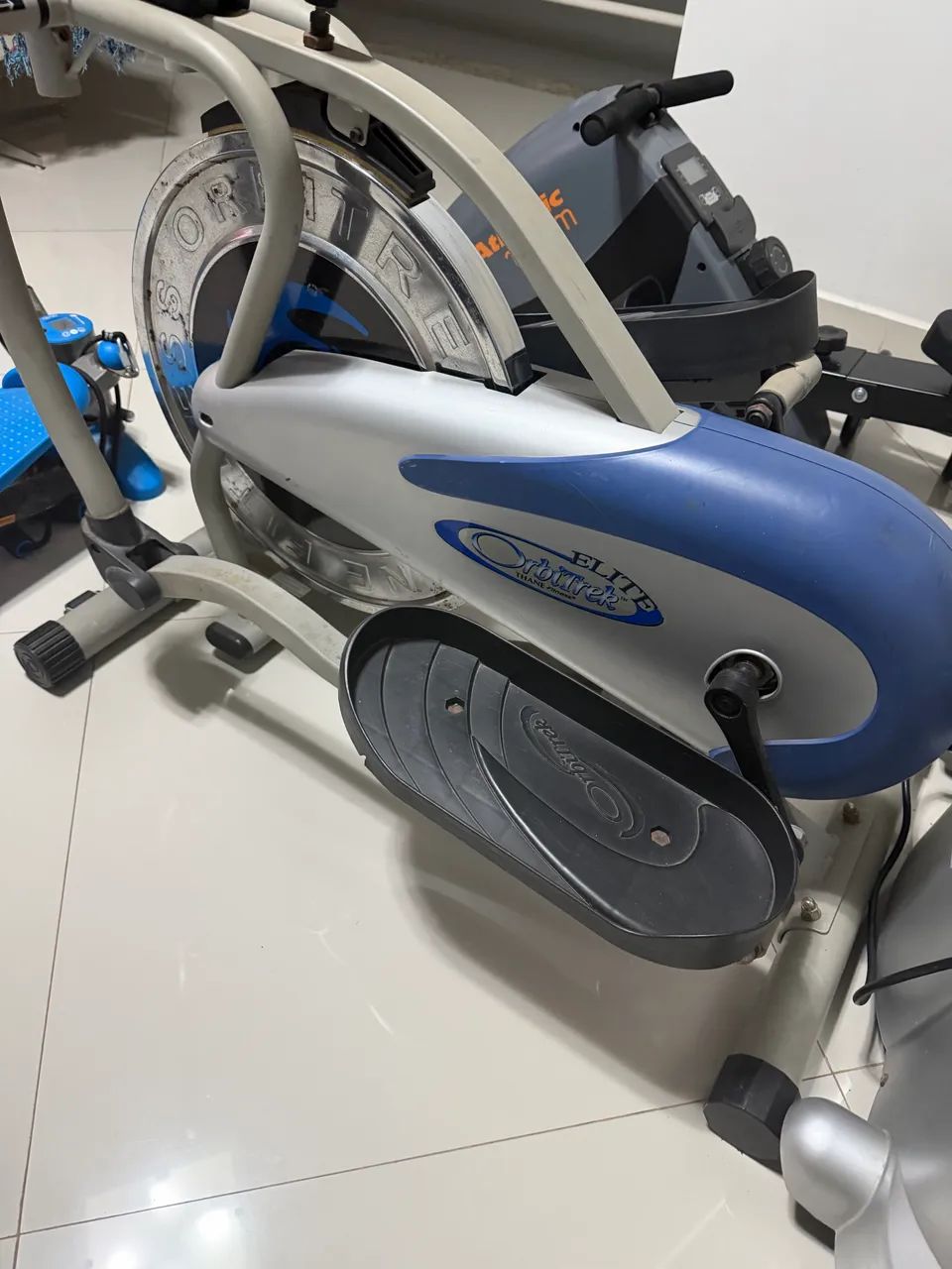 APARELHO DE GINÁSTICA ELÍPTICO ORBITREK