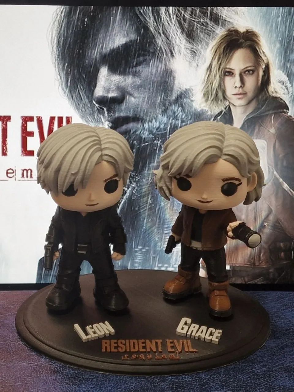 Funko Leon - Resident Réquiem - 11cm - Pronta Entrega - Feito em Resina 