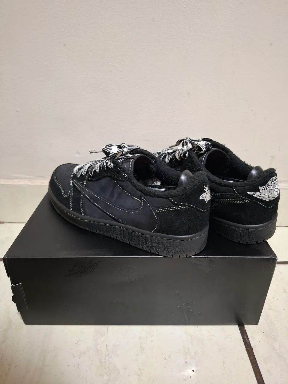 Nike Air Jordan 1 Low X Travis Scott 