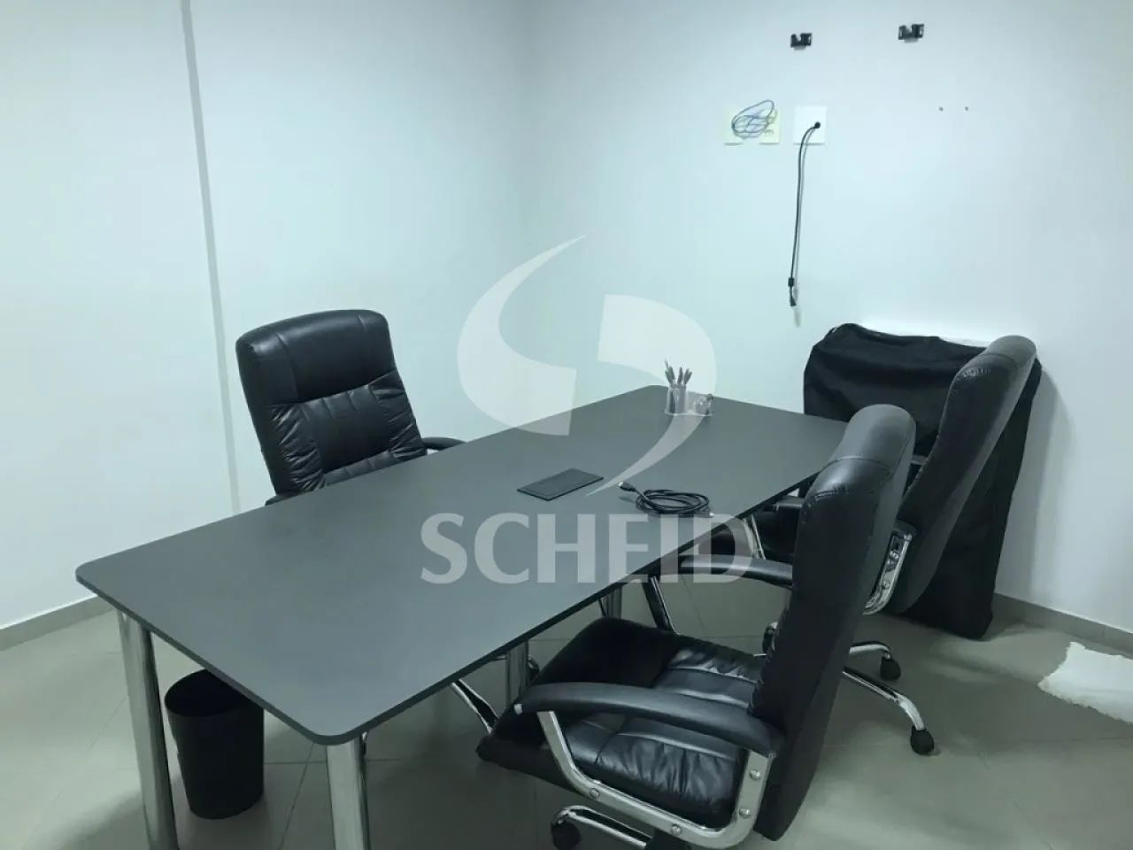 Sala Comercial com 90m2 e 02 vagas