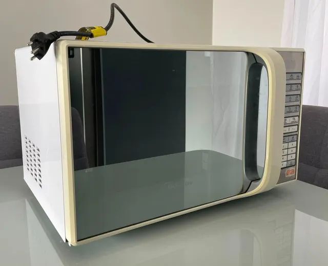 MICROONDAS MIDEA 30LT - BOM ESTADO - Foto 2
