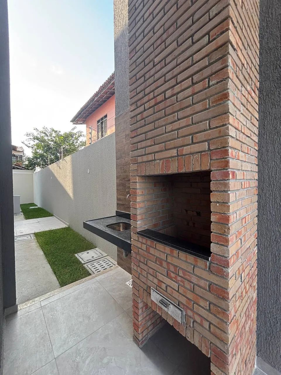 DUPLEX MODERNO E NOVO, com excelente padrão e pronto para morar! Posição nascente, próx. E - Foto 4