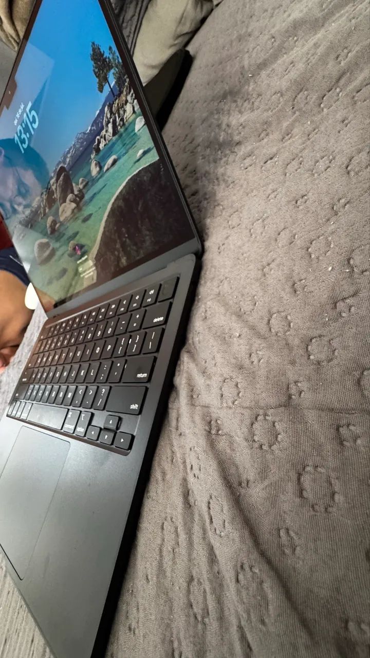 MacBook Air M2 256GB - Midnight (Azul Midnight) - Notebooks