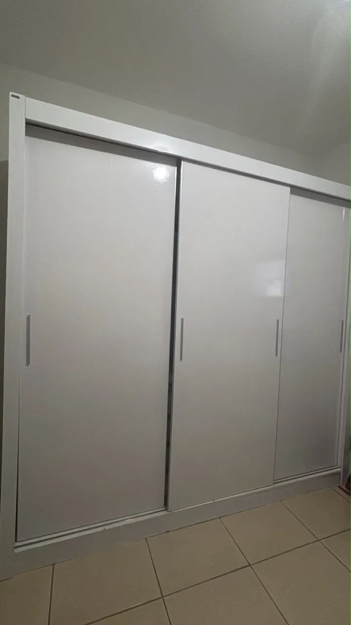 Vende se Guarda Roupa 