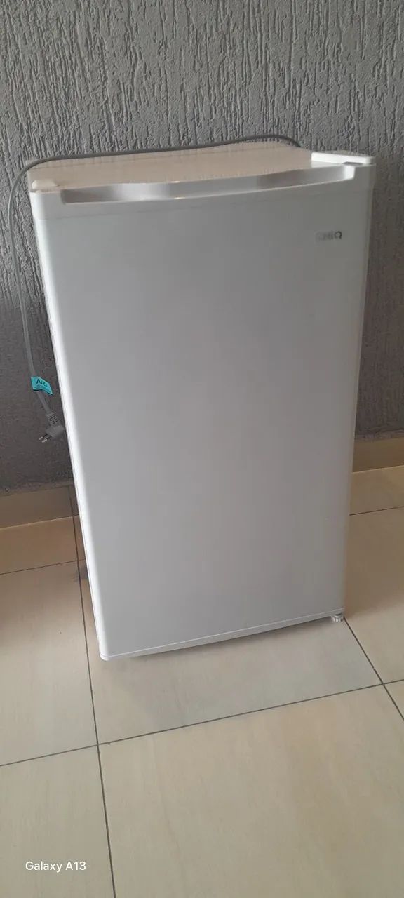 Frigobar nunca usado