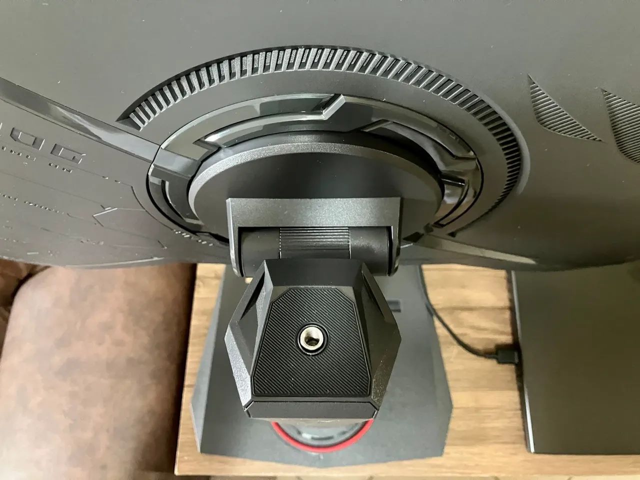Monitor Gamer Asus Rog Strix XG27ACS - Foto 4