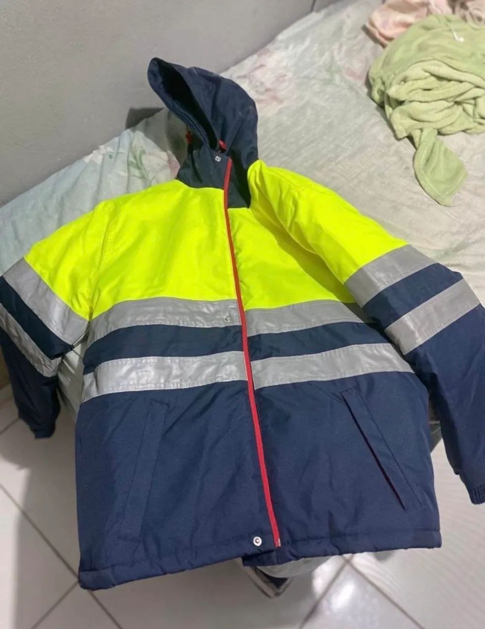 Casaco Corta Vento Impermeável