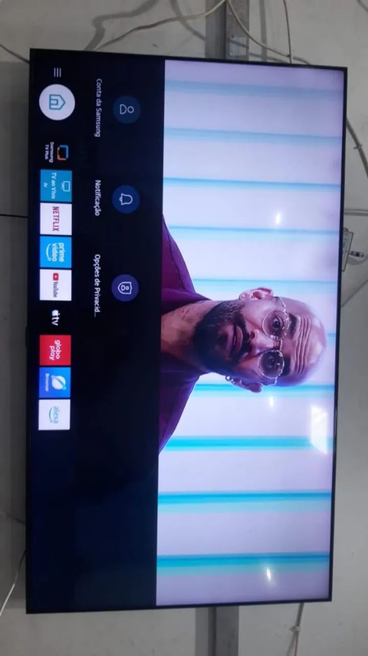 Vendo 3 tvs funcionando perfeitamente 50 43 55 polegadas smart  - Foto 4