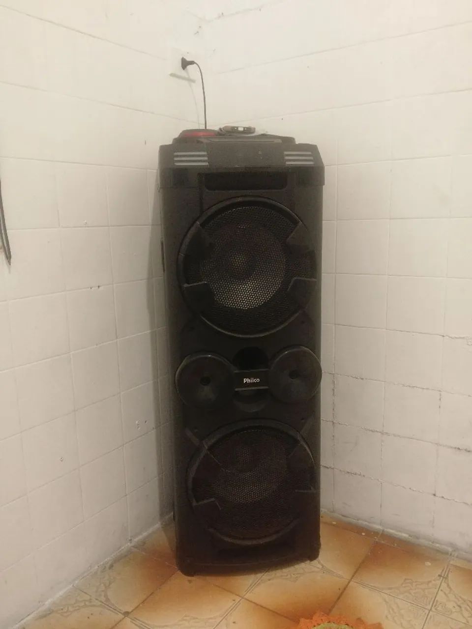 Caixa de som philcom2000x
