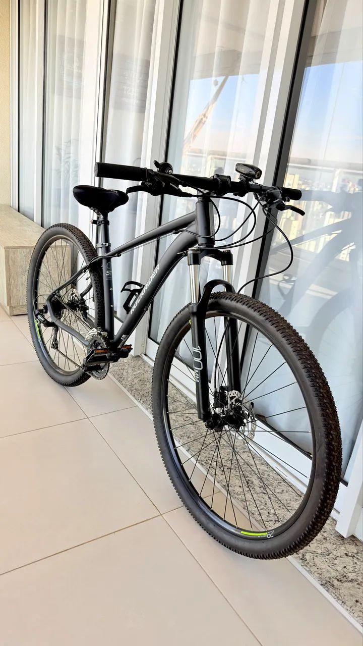 ? Bicicleta Rockrider ST 500 Aro 29 - Estado de Nova + Acessórios - Foto 2