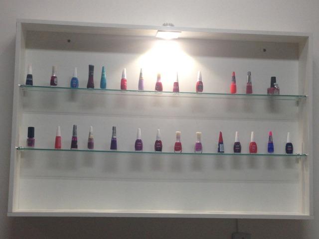 Expositor de esmaltes ou produtos com LED para salão de beleza, estética ou Loja