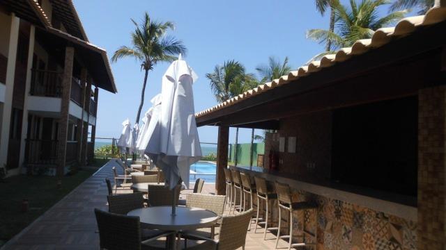 Itacimirim Village 4/4 e 3/4 suite, na praia varandão vistão mar.mobiliado