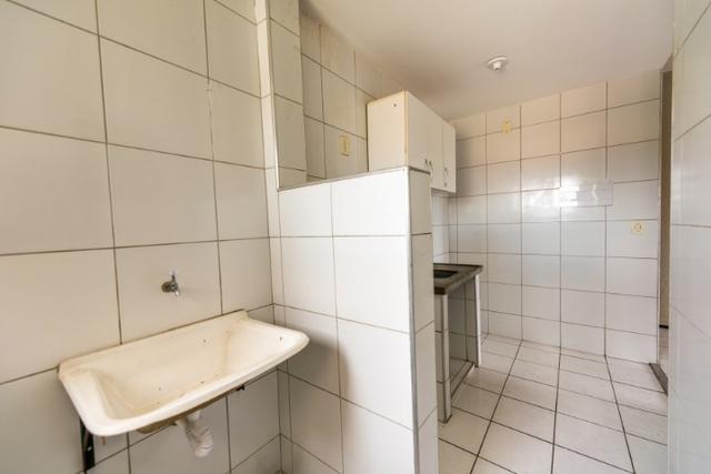Apartamento 3 quartos na Maraponga - piscina, salão de festas, playground - Foto 8