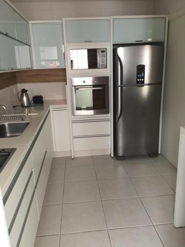 Apartamento de 02 dormitorios, com ampla sacada -Saco Grande