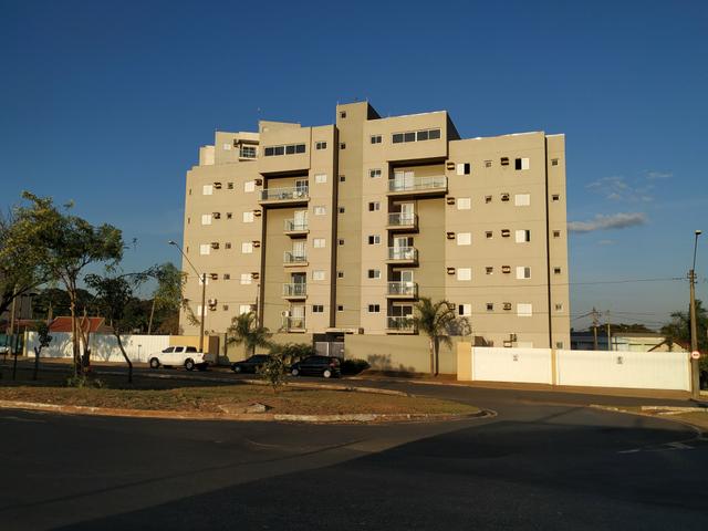 Apartamento com 2 dormitórios sendo uma suíte