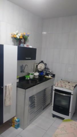 Excelente casa com sala 02 dormitórios condições de ampliar - Foto 9
