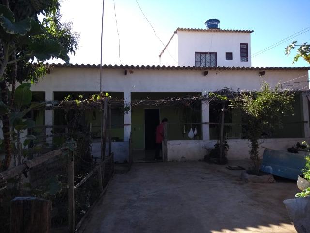 Vendo ou Troco Por Chácara Uma Casa no Arapoanga com Uma Loja , Terreno 675Metros - Foto 18