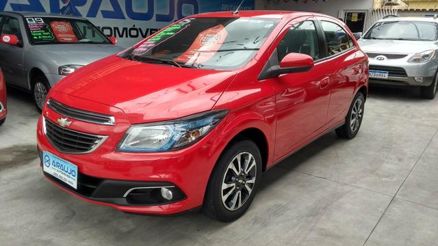 Onix Ltz 1.4 2015 Completo Mylink Top de Linha Financio Troco - Foto 3