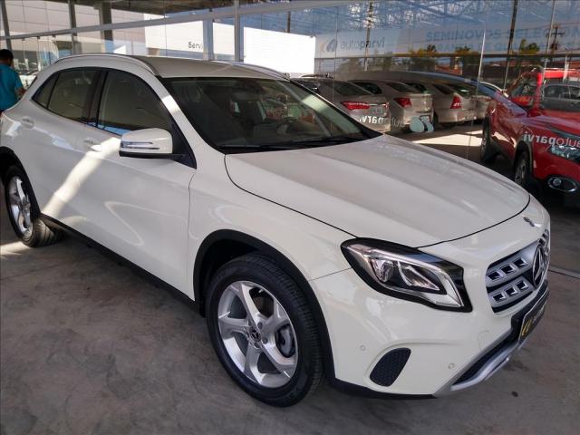 MERCEDES-BENZ GLA 200 1.6 CGI FLEX ADVANCE 7G-DCT