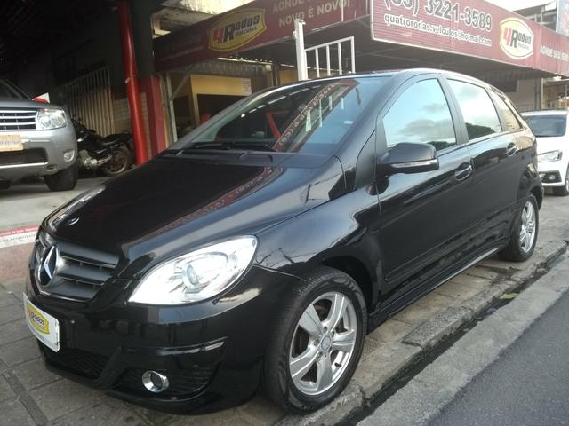 Mercedes-benz b 180 automático