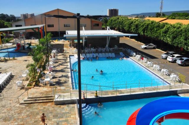 Apartamento 2 quartos para temporada em caldas novas, di roma fiori, 2 dormitórios, 2 suít - Foto 7