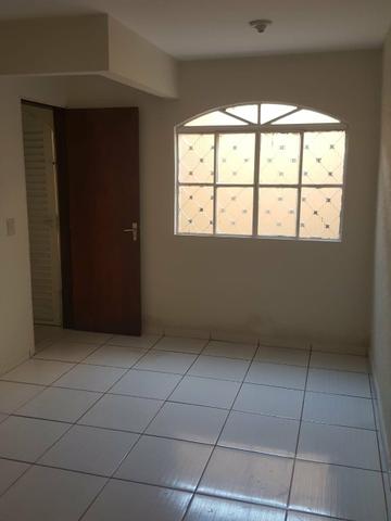 Qd 615 SAMAMBAIA- NORTE!! ÁGIO: 45. 000.00. CASA DE LAJE 3 QTOS - Foto 3