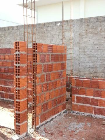 Pintor,Pedreiro, Eletricista, Cerâmica construção em geral faça seu orçamento - Foto 2