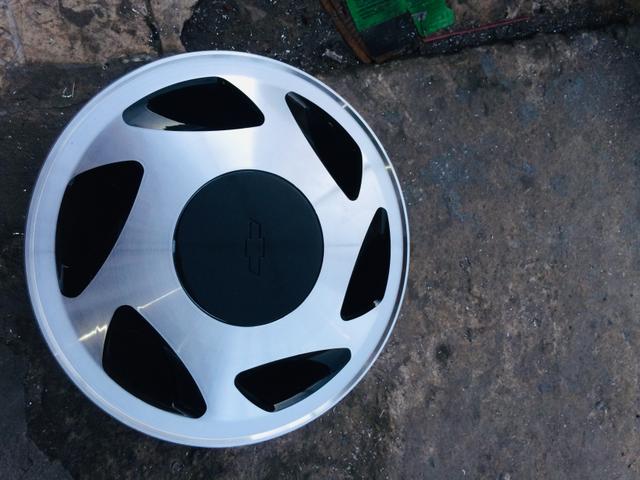 Rodas aro 14 estão novas - Foto 7