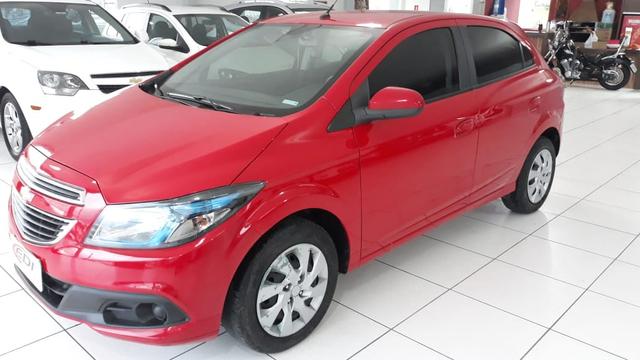 Onix 1.4 LT MYLINK ano 2016
