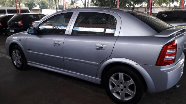 Astra hatch 2009