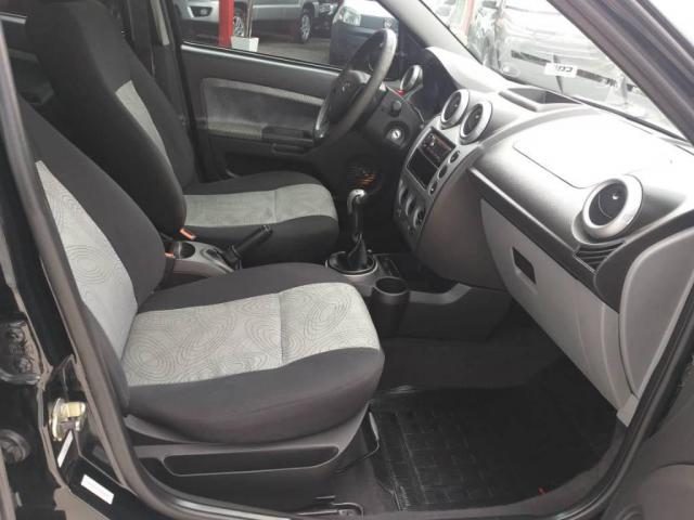 Ford Fiesta Sedan 1.6 FLEX - Foto 6