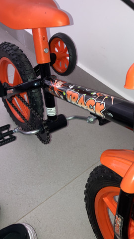 Vendo bike infantil ou troco por de menina - Foto 2
