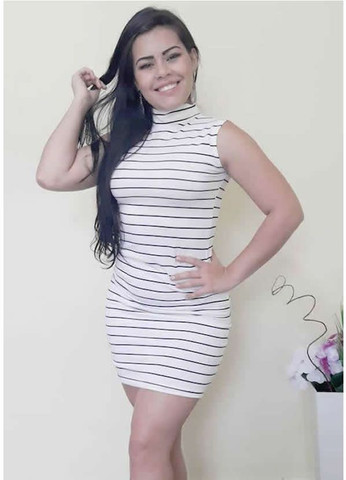 vestido gola branca
