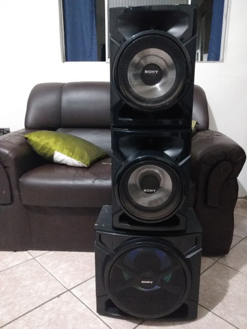 Conjunto de Caixas+ Subwoofer 3000 Watts Sony GTR555