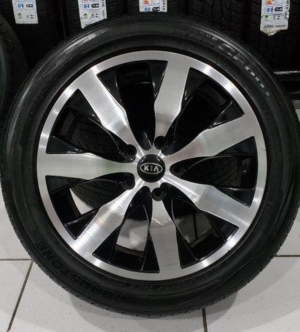 JG Roda Aro 17 furacao 5x114 + Pneu 215/50 R17 Hyundai kia Opala - Foto 2