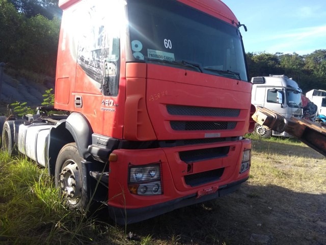 IVECO STRALLIS NR460 6X4 AUTOMÁTICO