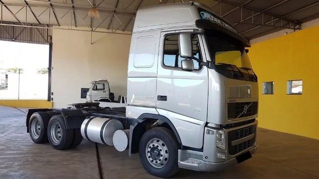 VOLVO FH440 ANO 2011