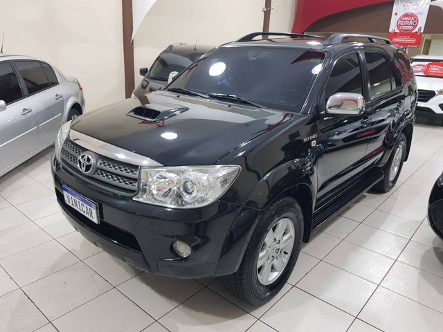 HILUX SW4 2008/2009 3.0 SRV 4X4 7 LUGARES 16V TURBO INTERCOOLER DIESEL 4P AUTOMÁTICO