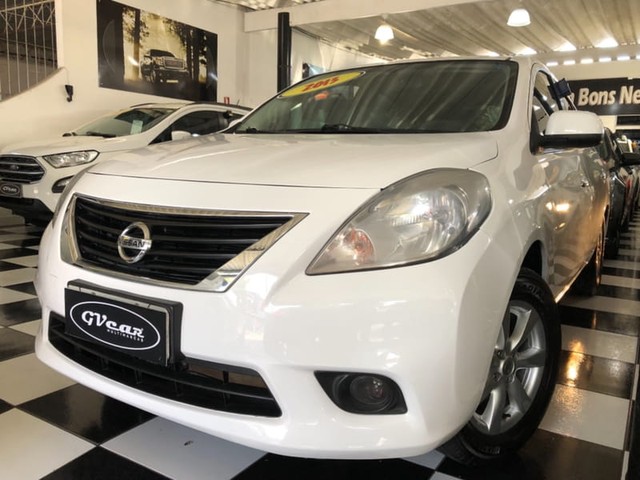NISSAN VERSA 1.6 SL 2013
