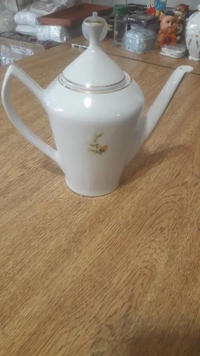 Bule de porcelana Pozzani - década de 60 - florais amarelo - Foto 2