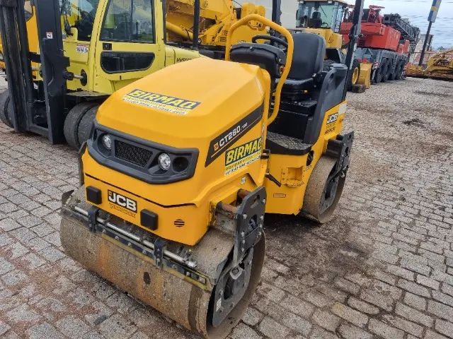 LOCAÇÃO E VENDA ROLO COMPACTADOR JCB CT260 - Foto 5