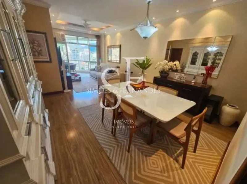 Tijuca- Rua Carlos Vasconcelos- Apartamento, varanda, 3 quartos, suíte, dependência comple
