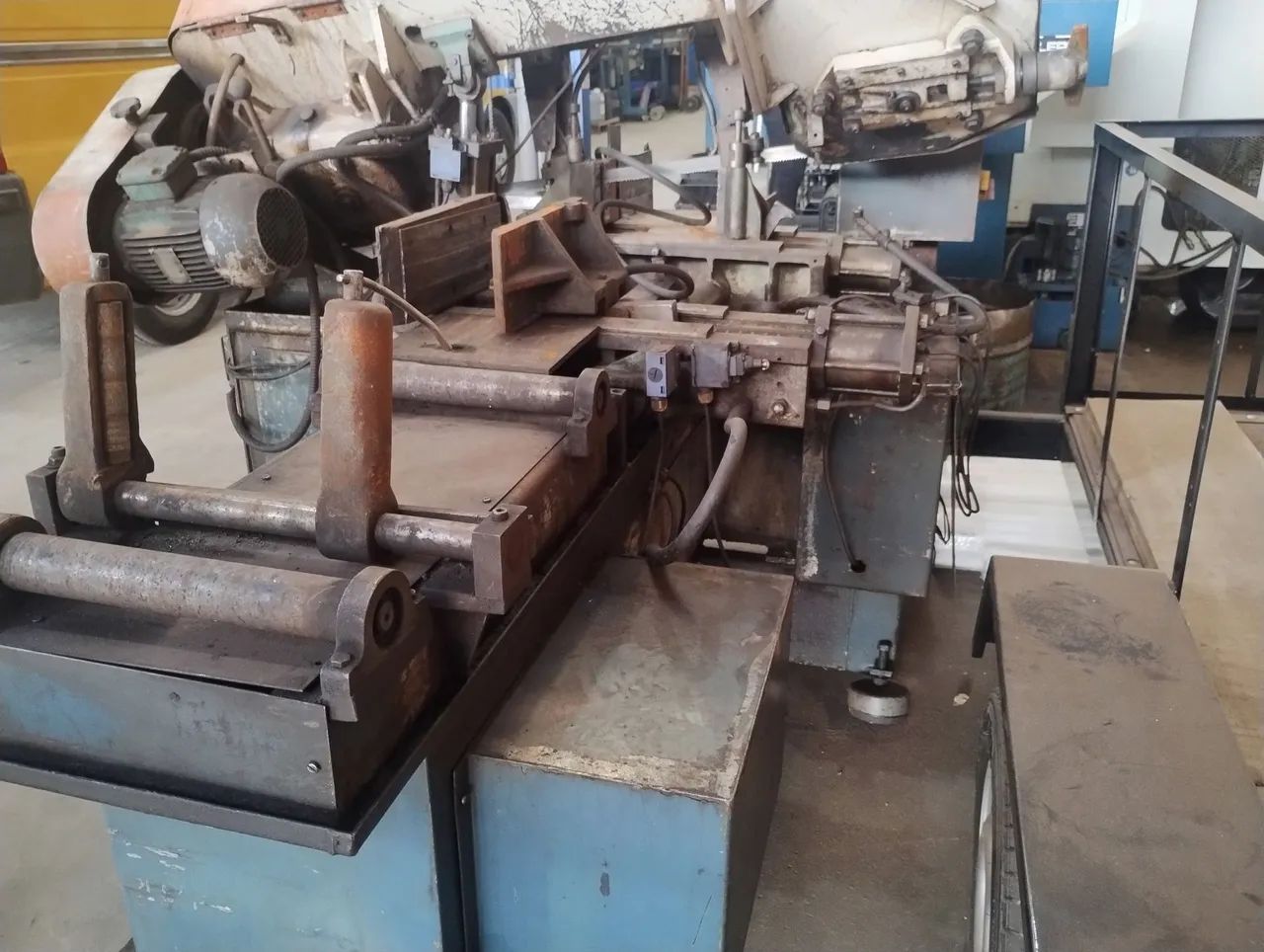 Serra de fita FRANHO SF250 A usada. - Foto 3