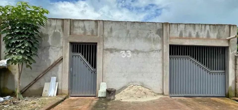 Vendo casa na cidade ocidental 