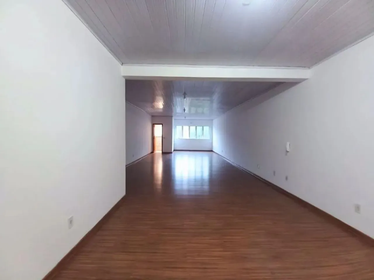 Sala para alugar, 51 m² por R$ 920,00 - Feitoria - São Leopoldo/RS