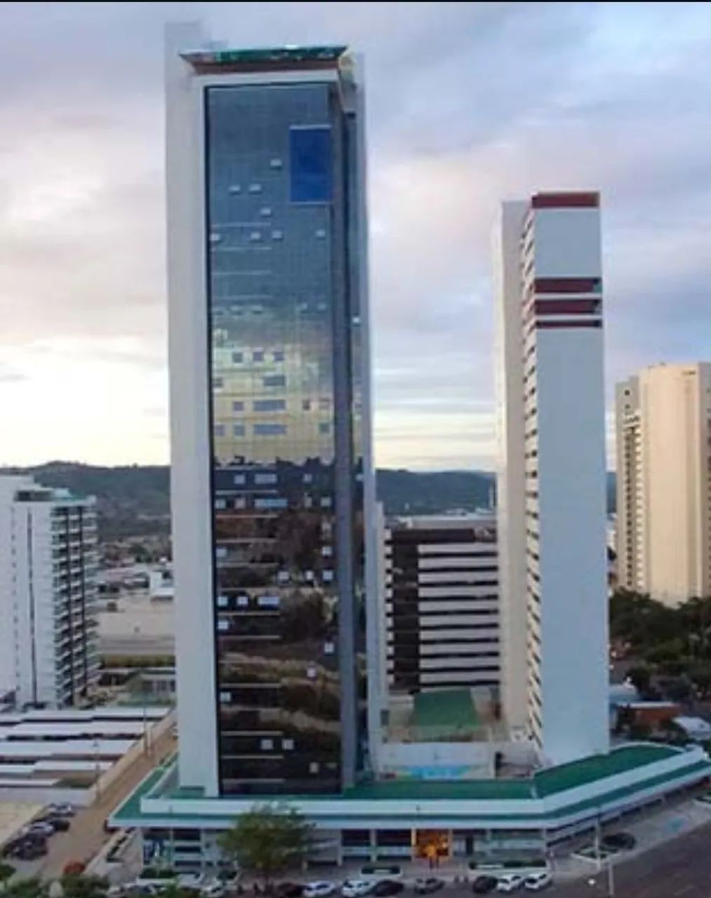 Vendo sala no Pátio Corporate